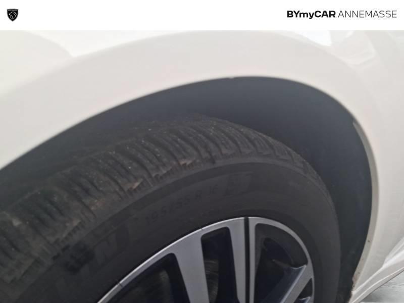 Peugeot 208 PureTech 100 s&amp;S Eat8 Style