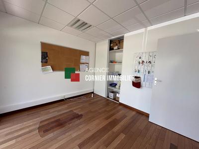 Bureau - 40 m² - 2 pièces