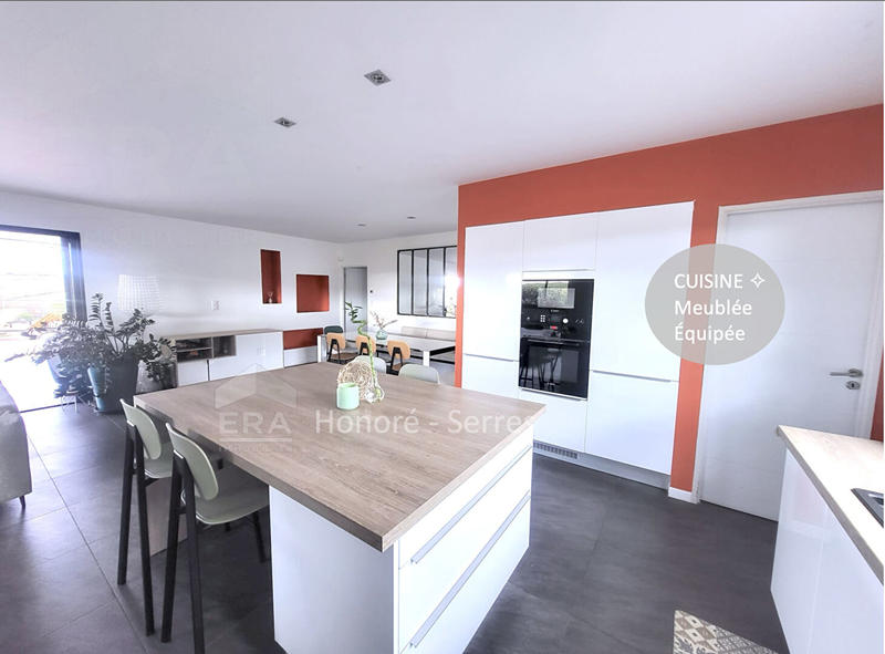 Maison - 151 m² - 5 pièces