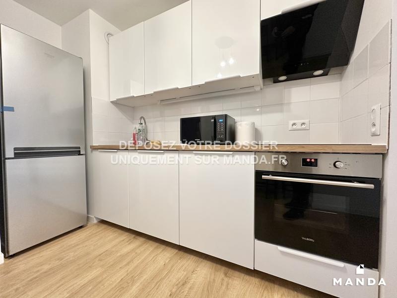 Chambre - 12 m² - 4 pièces