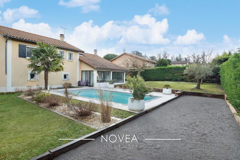 Maison - 150 m² - 6 pièces