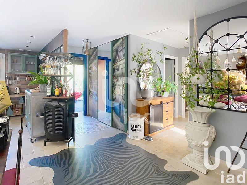 Maison - 200 m² - 7 pièces