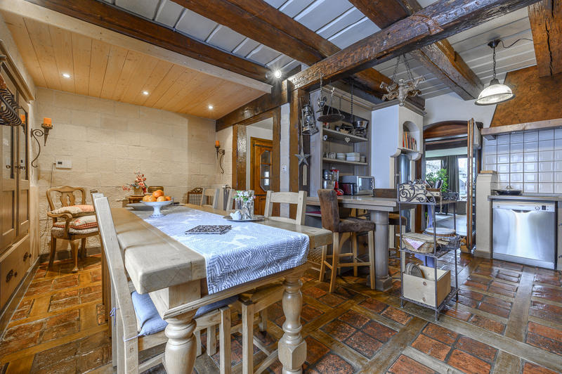 Maison de village - 162 m² - 6 pièces