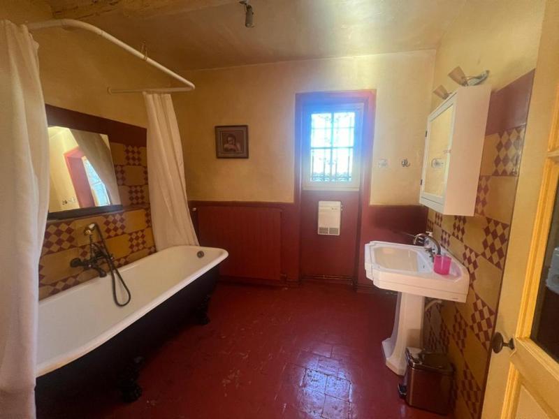 Maison de village - 300 m² - 10 pièces