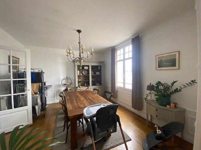 Appartement - 107 m² - 4 pièces