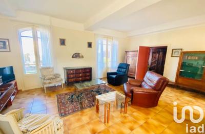 Maison - 307 m² - 14 pièces