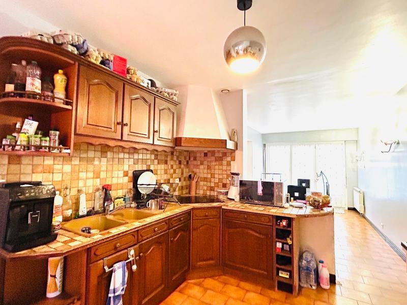 Villa - 100 m² - 5 pièces