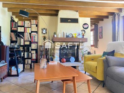 Maison - 97 m² - 5 pièces