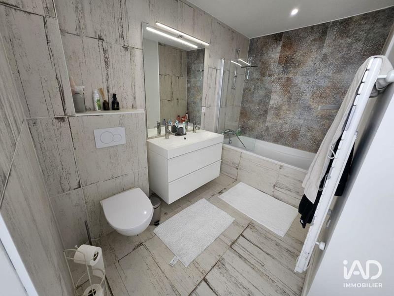 Maison - 159 m² - 6 pièces