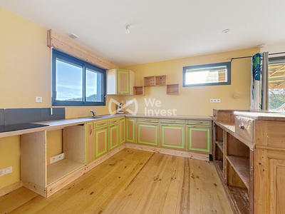 Maison - 96 m² - 4 pièces