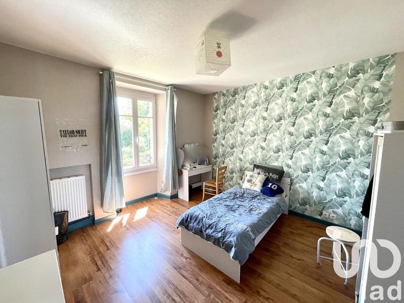 Maison - 189 m² - 9 pièces