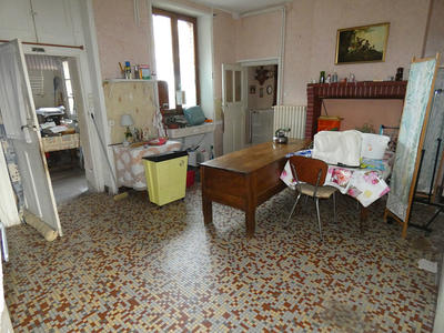 Maison - 194 m² - 8 pièces