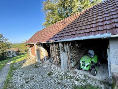 Maison - 320 m² - 13 pièces