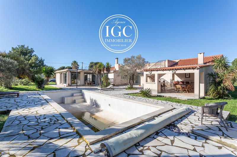 Villa - 240 m² - 5 pièces