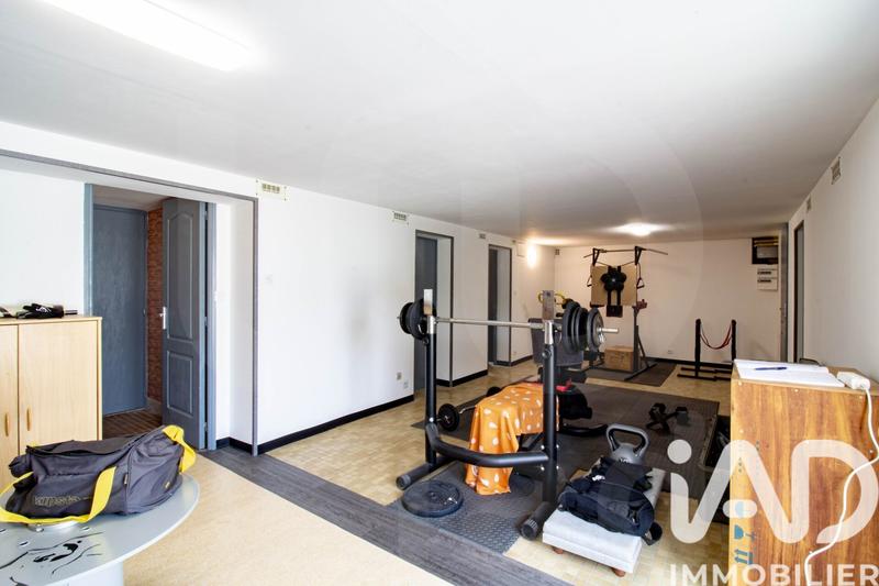 Maison - 163 m² - 9 pièces