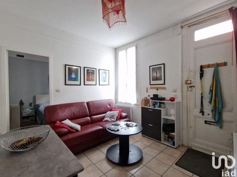 Immeuble - 83 m² - 8 pièces