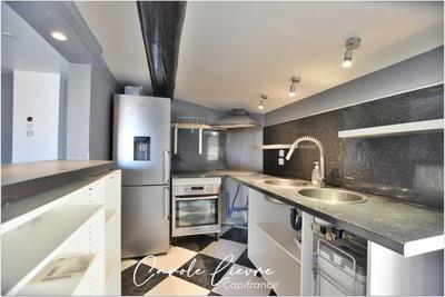 Maison - 141 m² - 6 pièces