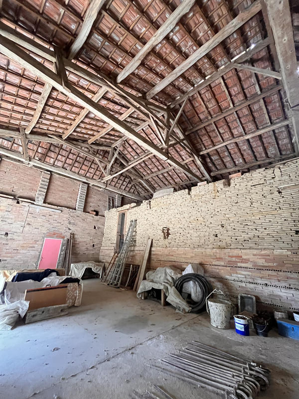 Maison - 300 m² - 5 pièces