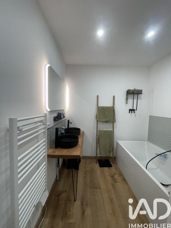 Maison - 122 m² - 6 pièces