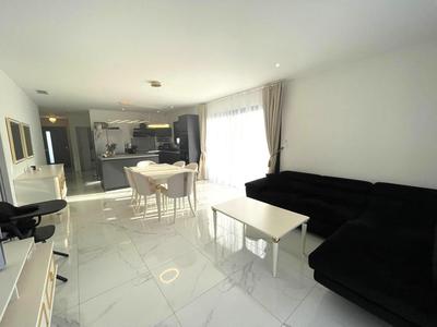 Maison - 88 m² - 3 pièces