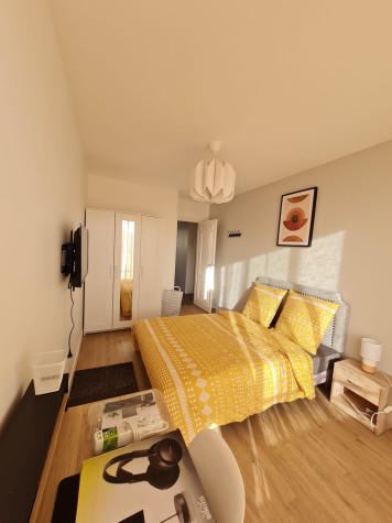 Appartement - 90 m² - 4 pièces