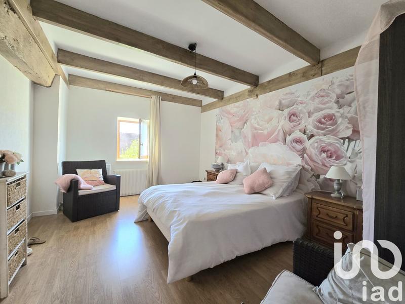 Maison de village - 212 m² - 7 pièces