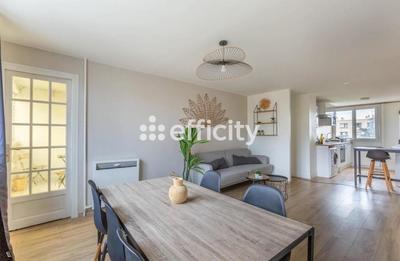 Appartement - 69 m² - 4 pièces