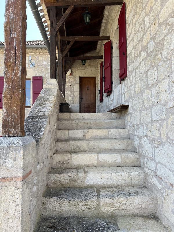 Maison - 249 m² - 6 pièces