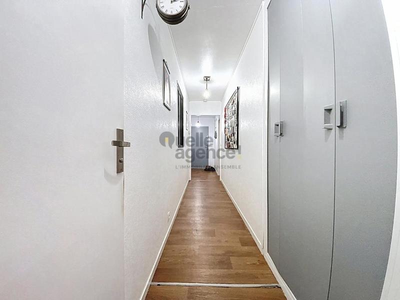 Appartement - 80 m² - 3 pièces