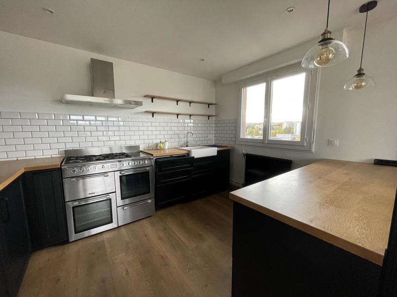 Appartement - 83 m² - 4 pièces