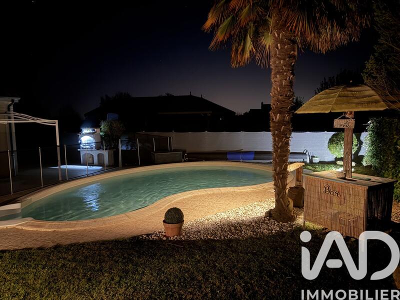 Maison - 151 m² - 5 pièces