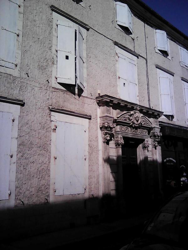 Maison traditionnelle - 600 m² - 20 pièces