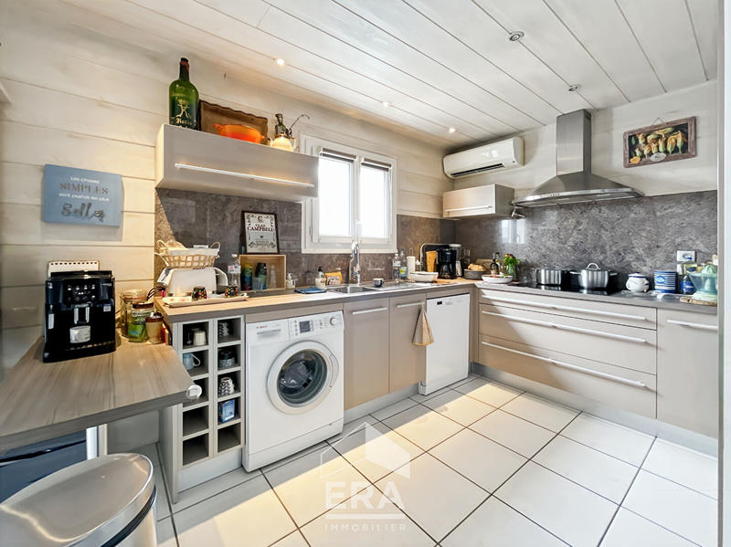 Maison - 75 m² - 5 pièces