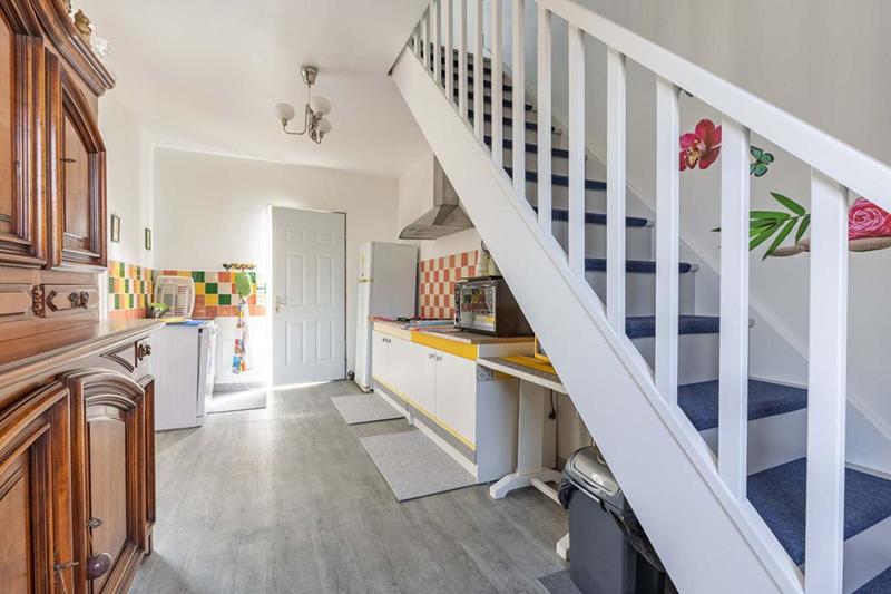 Maison - 185 m² - 8 pièces