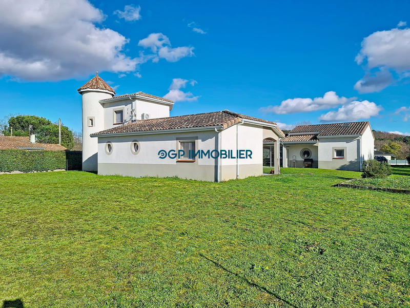 Maison - 160 m² - 4 pièces