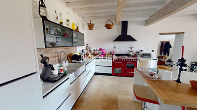 Maison - 490 m² - 10 pièces