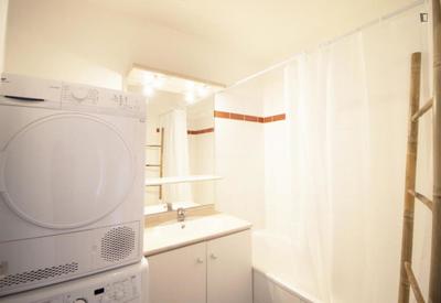 Chambre - 11 m² - 4 pièces