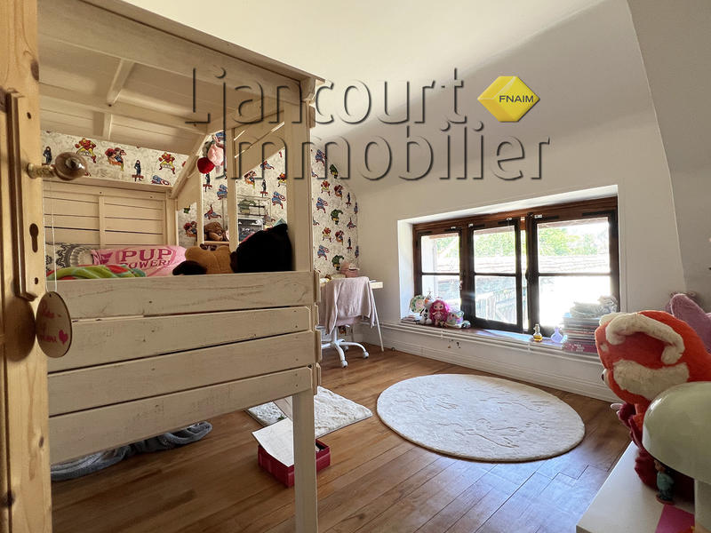 Maison - 144 m² - 6 pièces