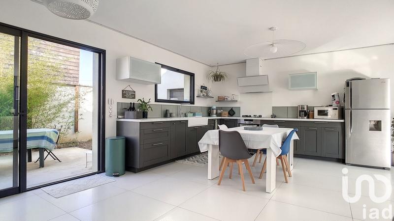 Maison - 135 m² - 6 pièces