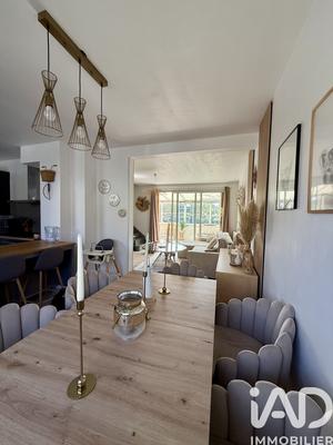 Maison - 113 m² - 5 pièces