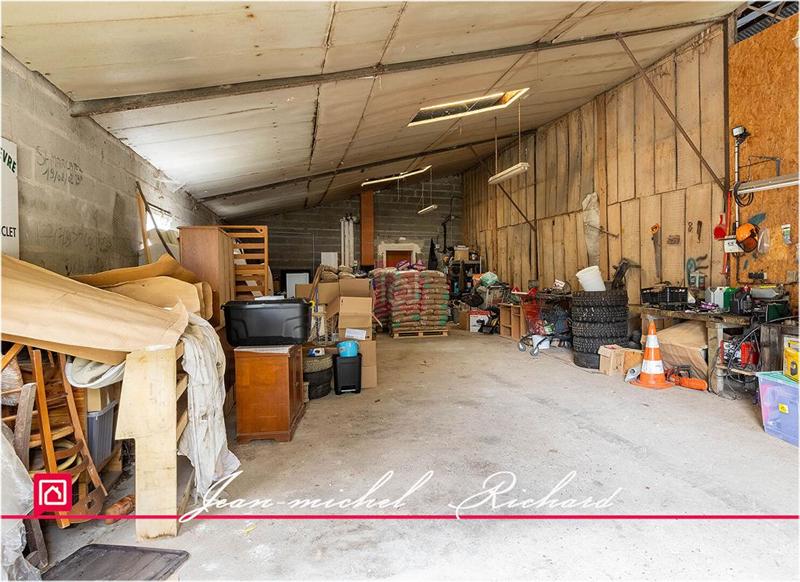 Maison - 221 m² - 9 pièces