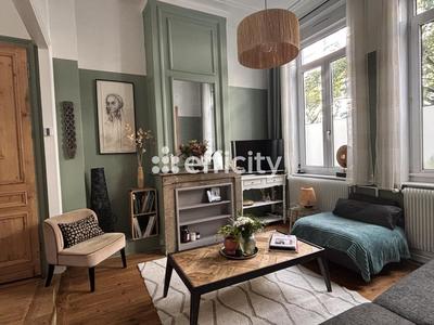 Maison - 137 m² - 7 pièces