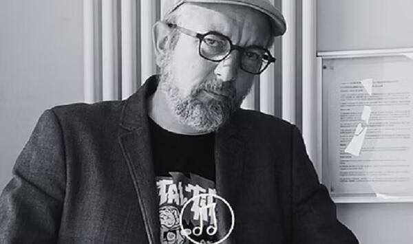 Le Grand Bain : le Bac à Vyniles