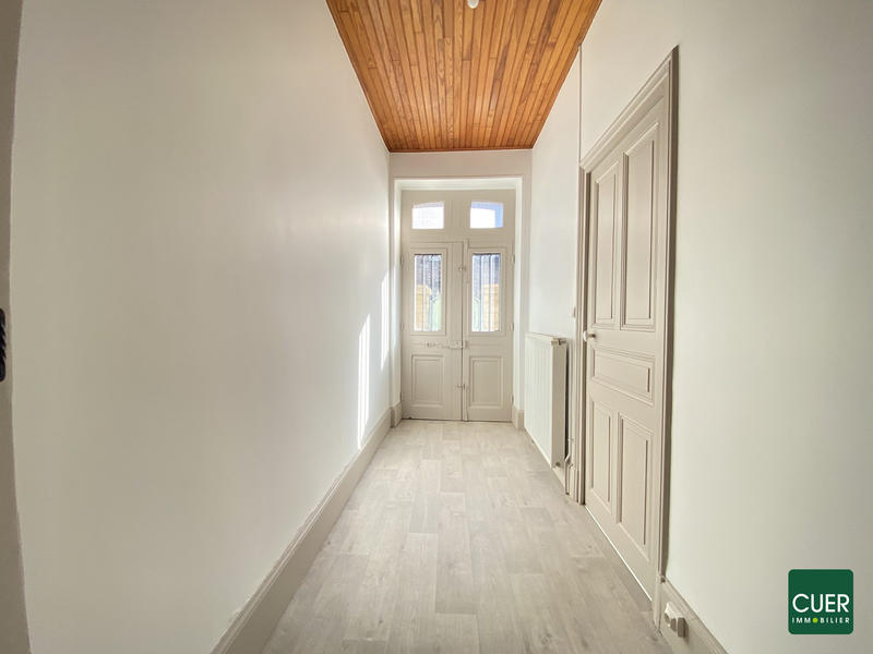 Maison - 169 m² - 5 pièces