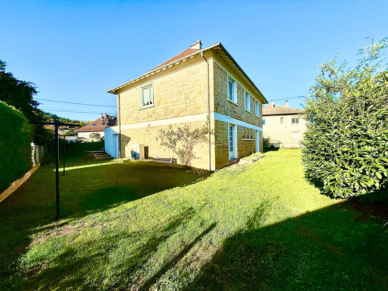 Maison - 114 m² - 6 pièces