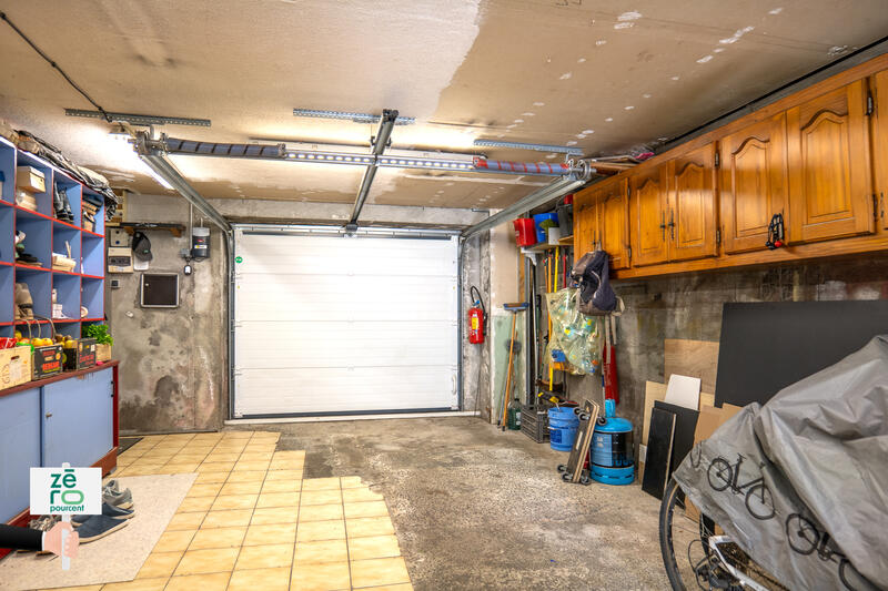 Maison - 180 m² - 5 pièces