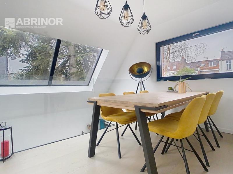 Maison d'architecte - 94 m² - 4 pièces