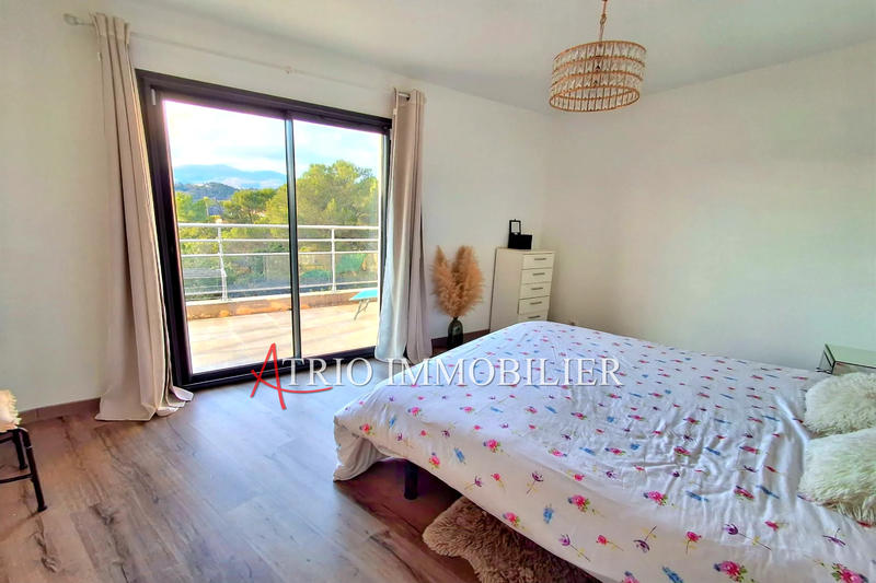 Maison - 90 m² - 3 pièces