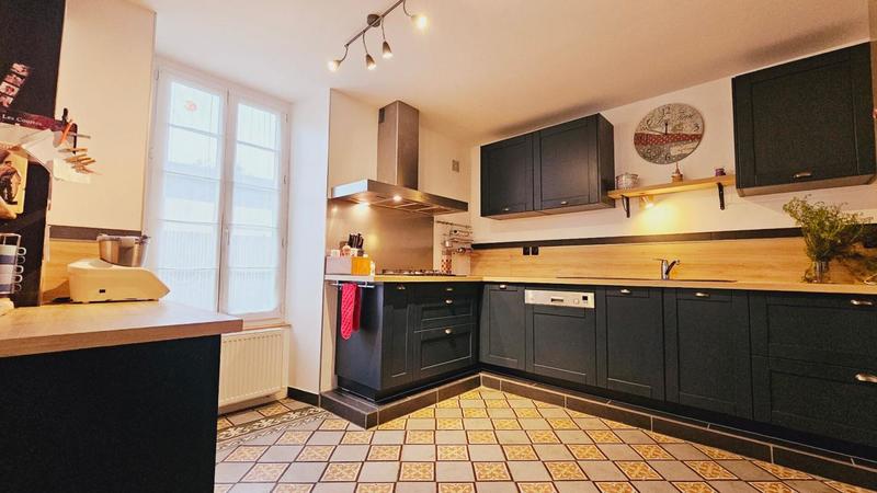 Maison - 163 m² - 5 pièces