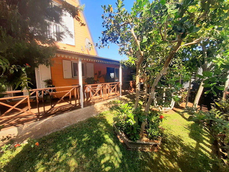 Propriété - 224 m² - 9 pièces